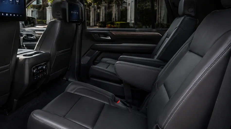 Chevrolet Suburban blindada para transporte ejecutivo y traslados seguros en Ciudad de México.