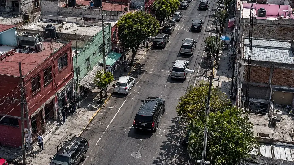 Camioneta con blindaje nivel 3 diseñada para protección contra amenazas urbanas